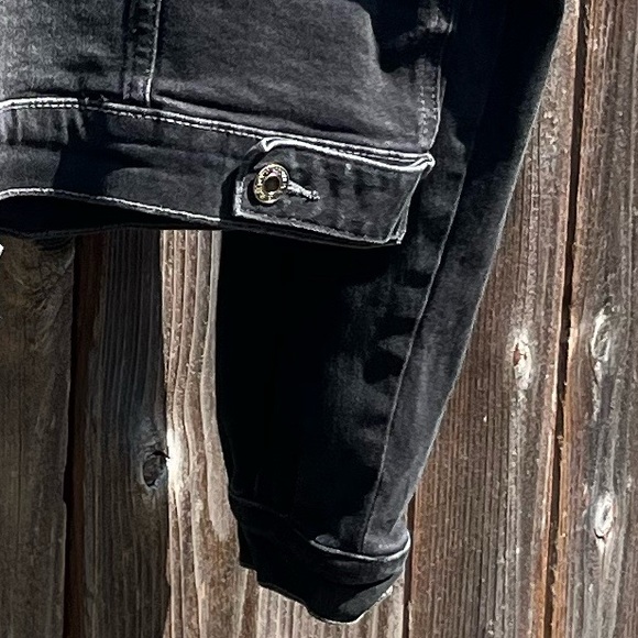 Vervet Los Angeles cropped puff sleeve trucker jean jacket size small - Picture 15 of 17